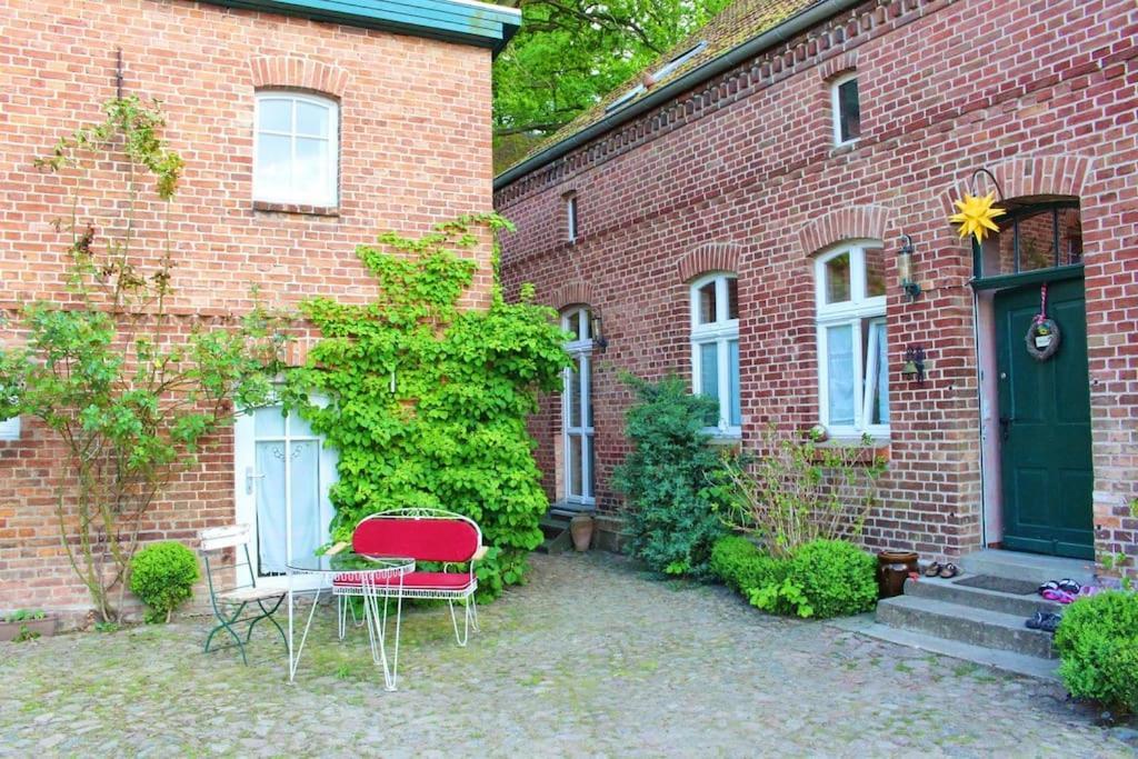 Romantische Ferienwohnung Unter Den Linden Buchholz  Экстерьер фото